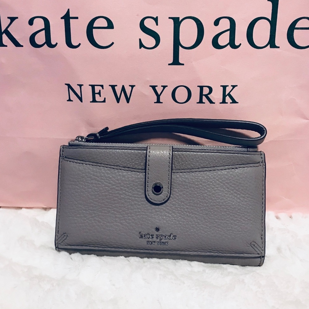 Kate Spade Gray Medium Jackson Phone Wallet Wrist